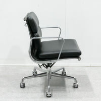 Herman Miller / EAMES SOFT PAD GROUP MANAGEMENT CHAIR