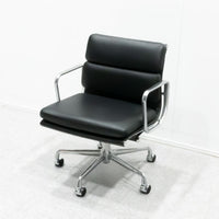 Herman Miller / EAMES SOFT PAD GROUP MANAGEMENT CHAIR