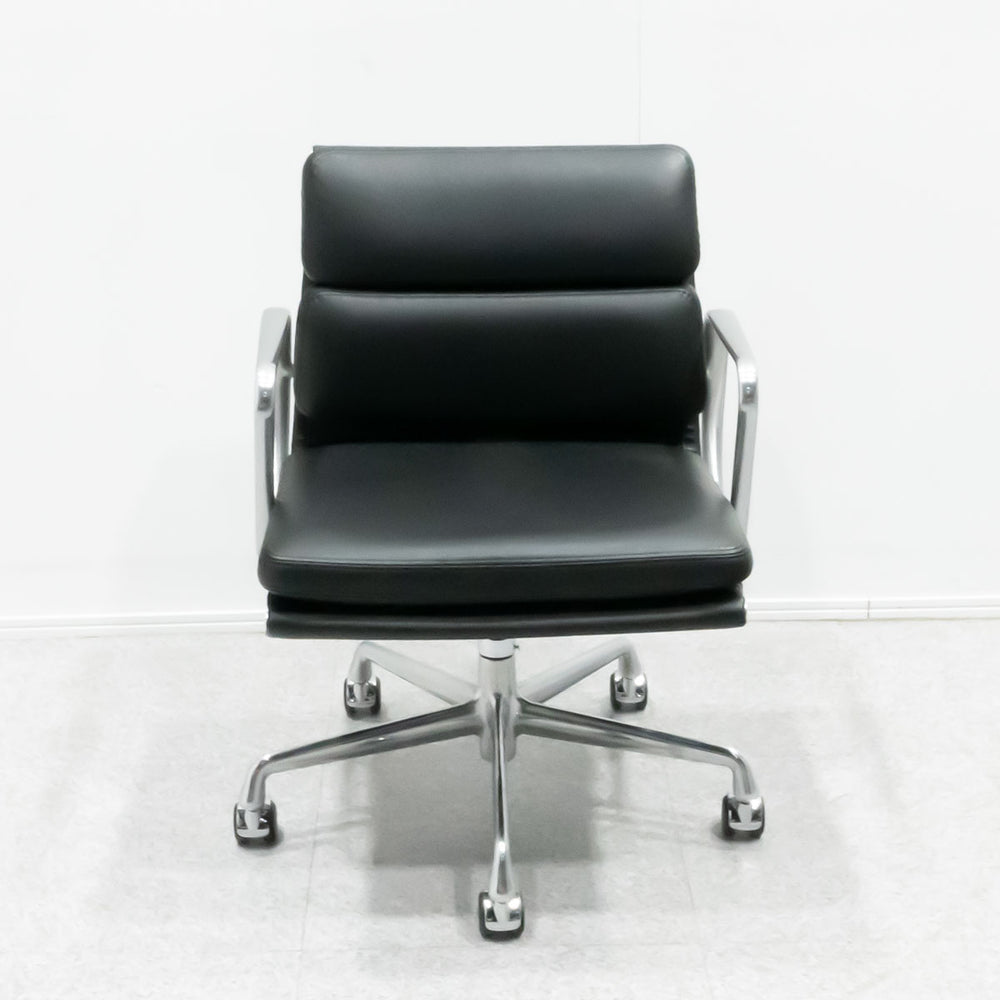 Herman Miller / EAMES SOFT PAD GROUP MANAGEMENT CHAIR