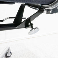 Herman Miller / Eames Aluminum Group Chair