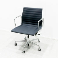 Herman Miller / Eames Aluminum Group Chair