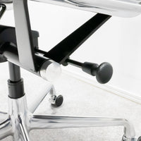 Herman Miller / Eames Aluminum Group Chair
