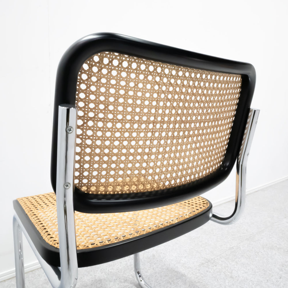 Knoll / Cesca Chair Armless Black beach