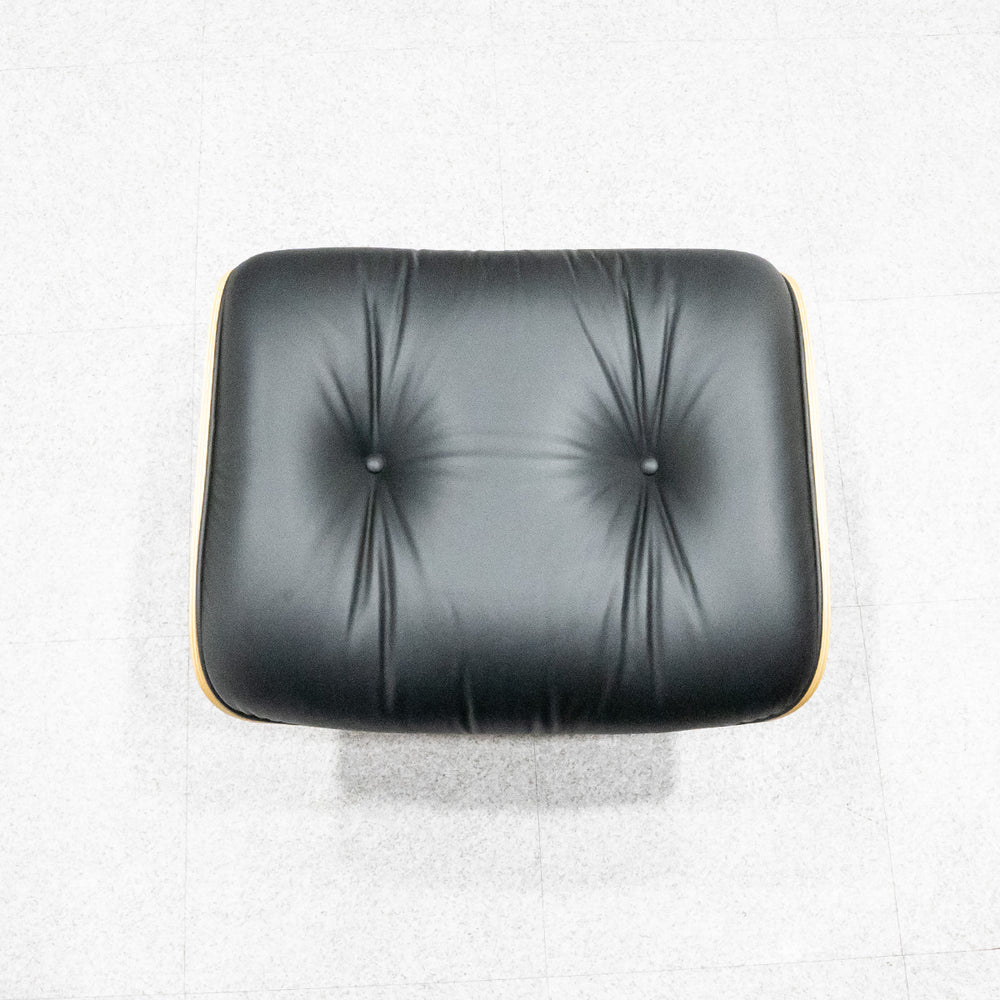 Herman Miller / Eames Lounge Chair and Ottoman