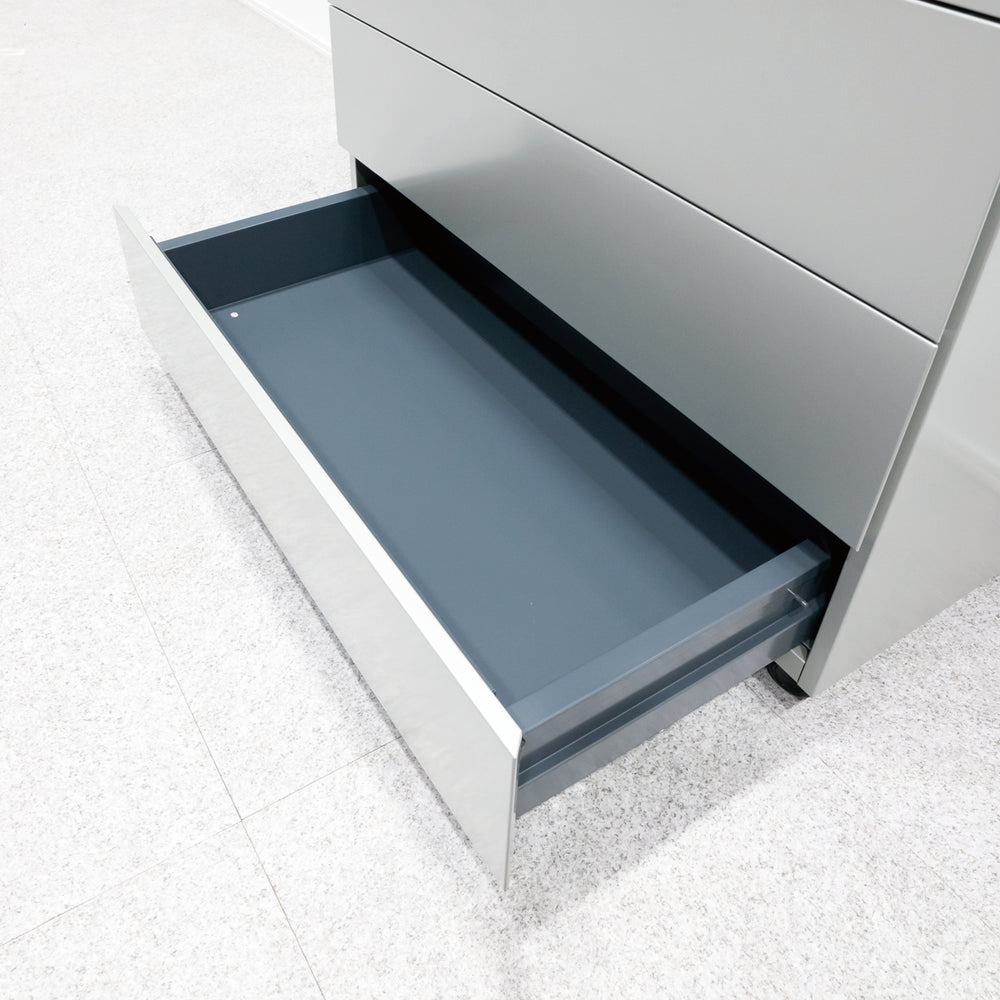 Cassina ixc. / LOTUS drawer