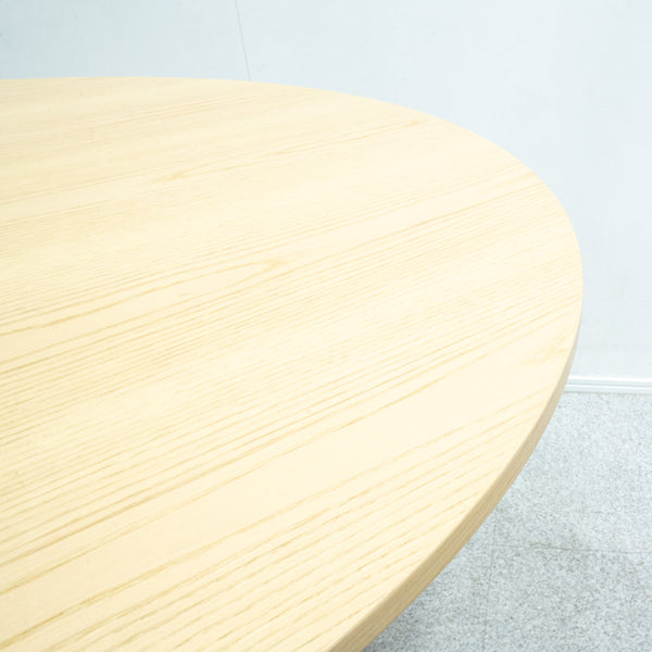 Cassina ixc. / CENA